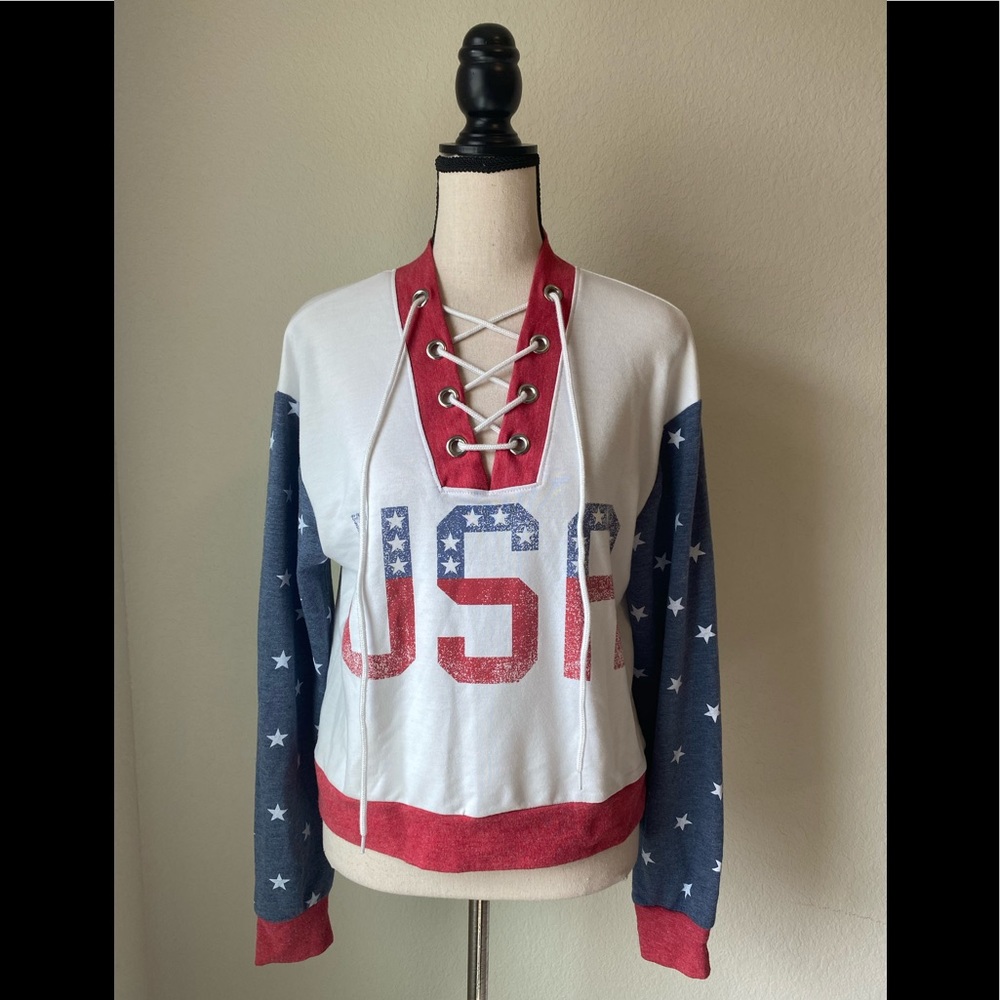Weekend Soul USA Lace Up Long Sleeve Size Small